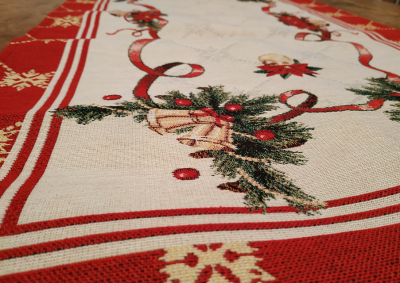 Коледни салфетки за двама - 3 размера, с елегантен гирлянд с камбанки