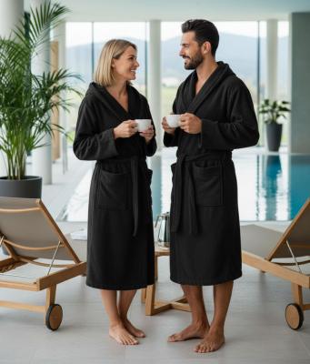 Черен халат за баня от великолепен памучен плат - пухкав и плътен