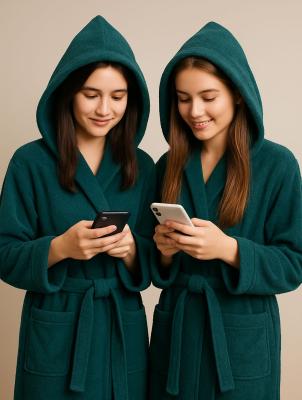 Пухкав халат за баня - цвят петроленозелен, подходящ за по-големи деца