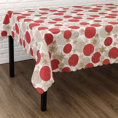 Покривка "Пъстър коледен свят” – празнично настроение и стил в детайла