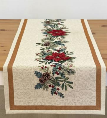 Жакардов коледен тишлайфер с гирлянд от коледни звезди, имел и елхови клончета