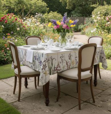 Жакардова покривка с широк бордюр от цветя – размер 140/180 см