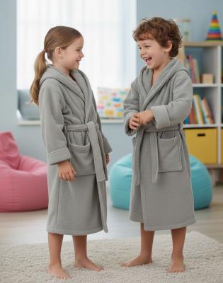Памучен детски халат за баня с качулка и колан - сив