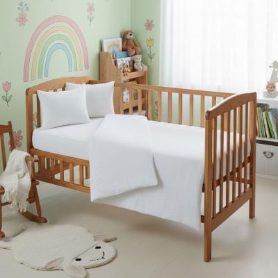 Бебешки спален комплект от бял памучен крепон