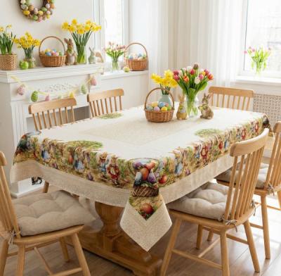 Великденска покривка за маса – разходка в гората върху жакард