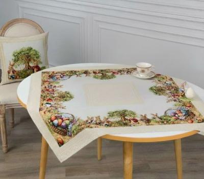 Великденско жакардово каре Празник в градината – класически стил