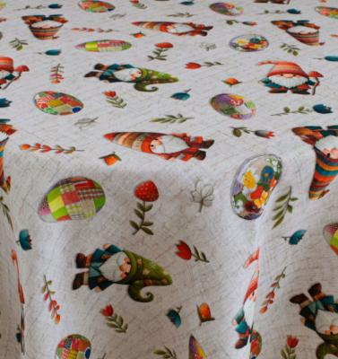 Комплект салфетки от плат с великденски мотиви – джуджета, яйца и пролетна градина