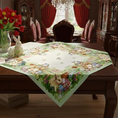 Каре за маса от жакард 90×90 см с великденски мотиви