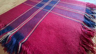 Битова покривка за маса - каре в основен цвят тъмна малина, 150 x 150 см, полиакрил