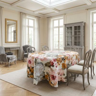 Водоустойчива покривка за маса с разкошни благородни цветове