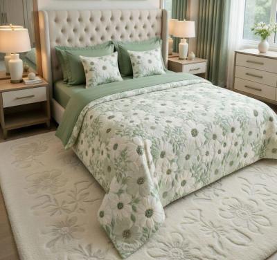 Памучен спален комплект от ранфорс с цветя на светлозелен фон