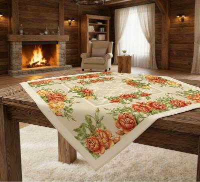 Жакардово каре с рози в пастелни цветове