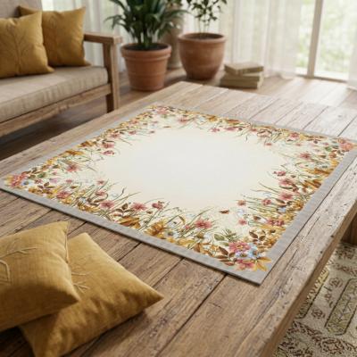 Жакардово каре с нежни полски цветя в топли земни тонове – 90 x 90 см