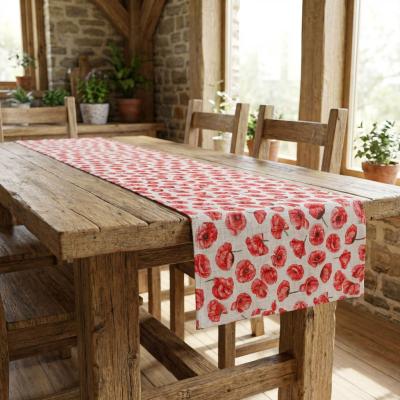 Тишлайфер за маса с червени макове на светъл фон